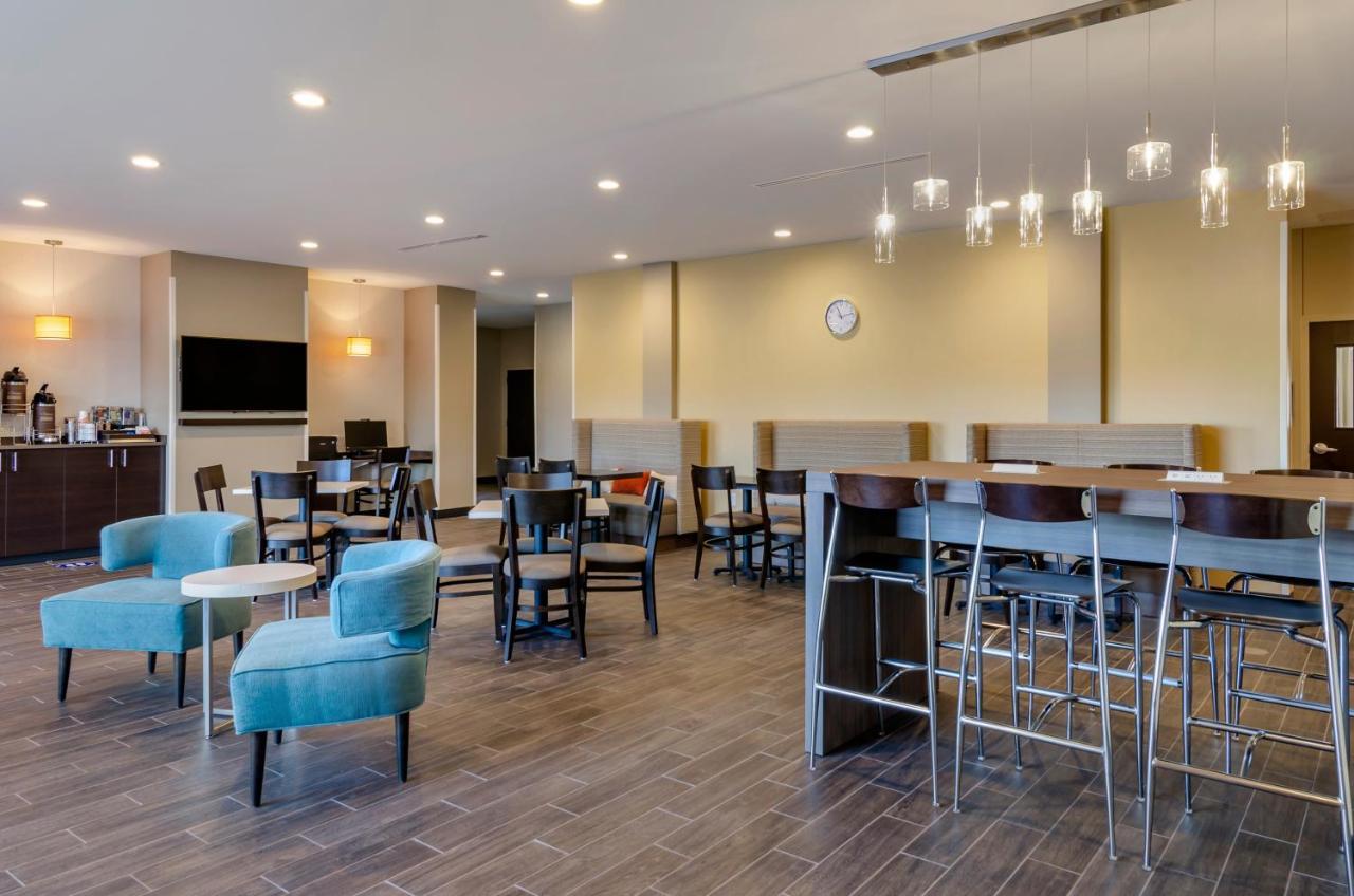 Mainstay Suites Great Falls Airport Екстериор снимка