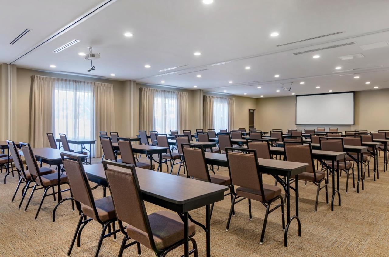 Mainstay Suites Great Falls Airport Екстериор снимка
